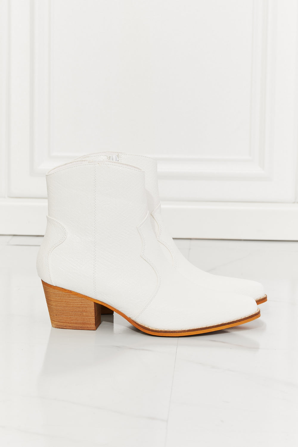 Women's MMShoes Water tower Town Faux Leather Western Ankle Boots in White