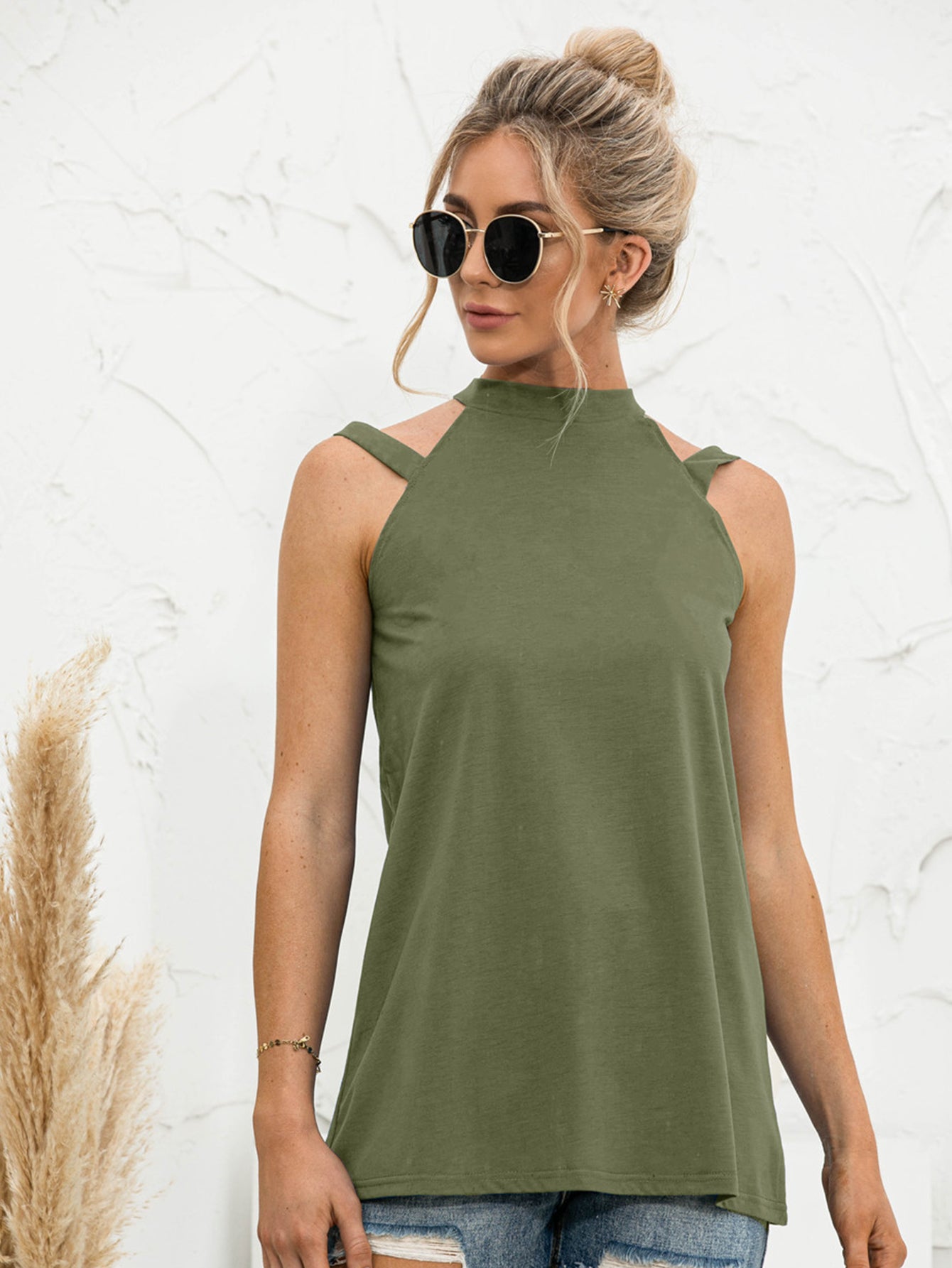 Women's Cutout Mock Neck Tank