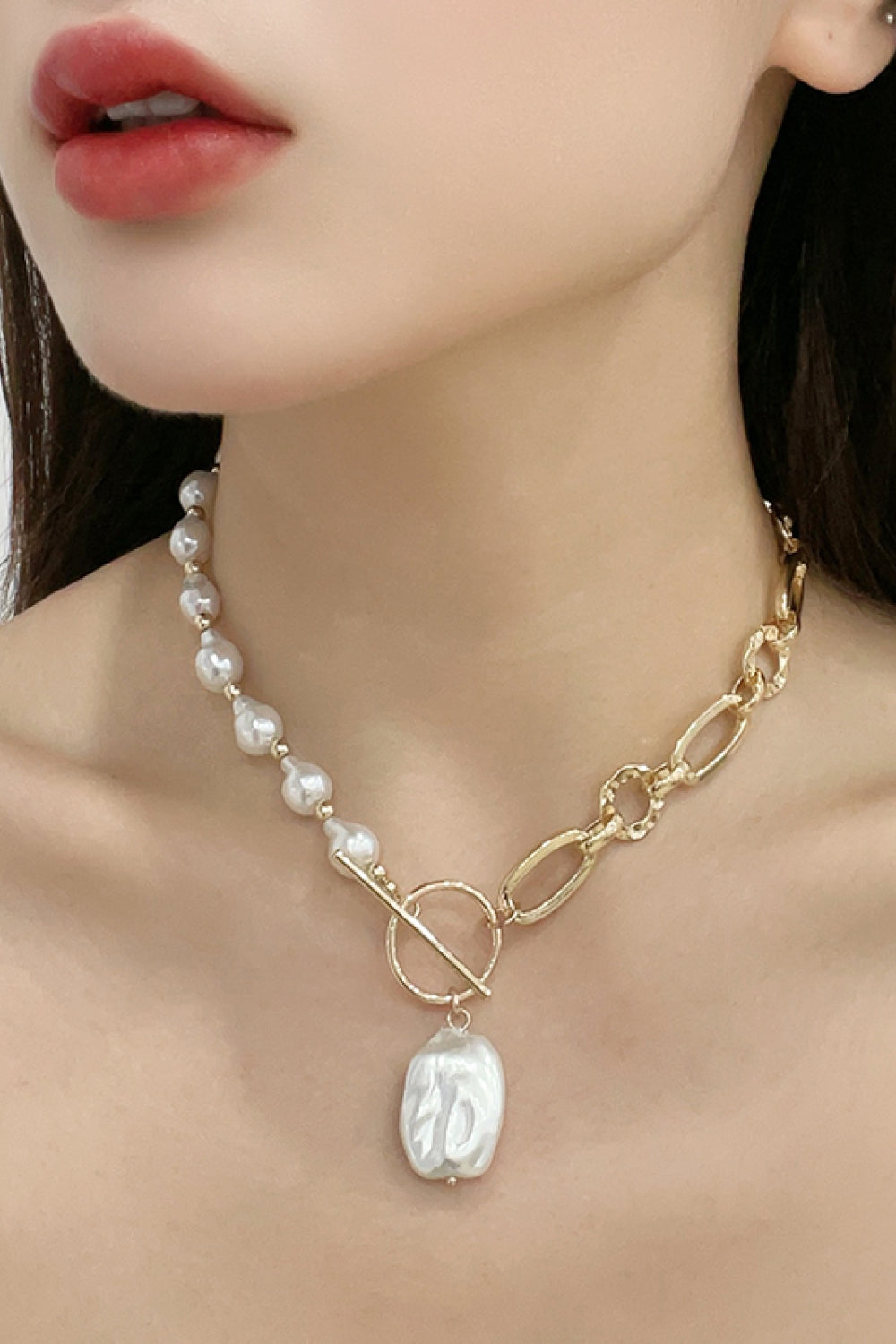 Women's Half Pearl Half Chain Toggle Clasp Necklace