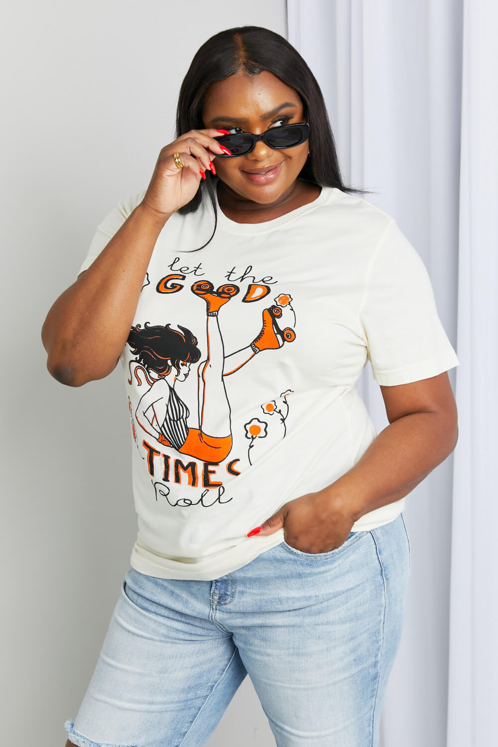 Women's mineB Full Size LET THE GOOD TIMES ROLL Graphic Tee