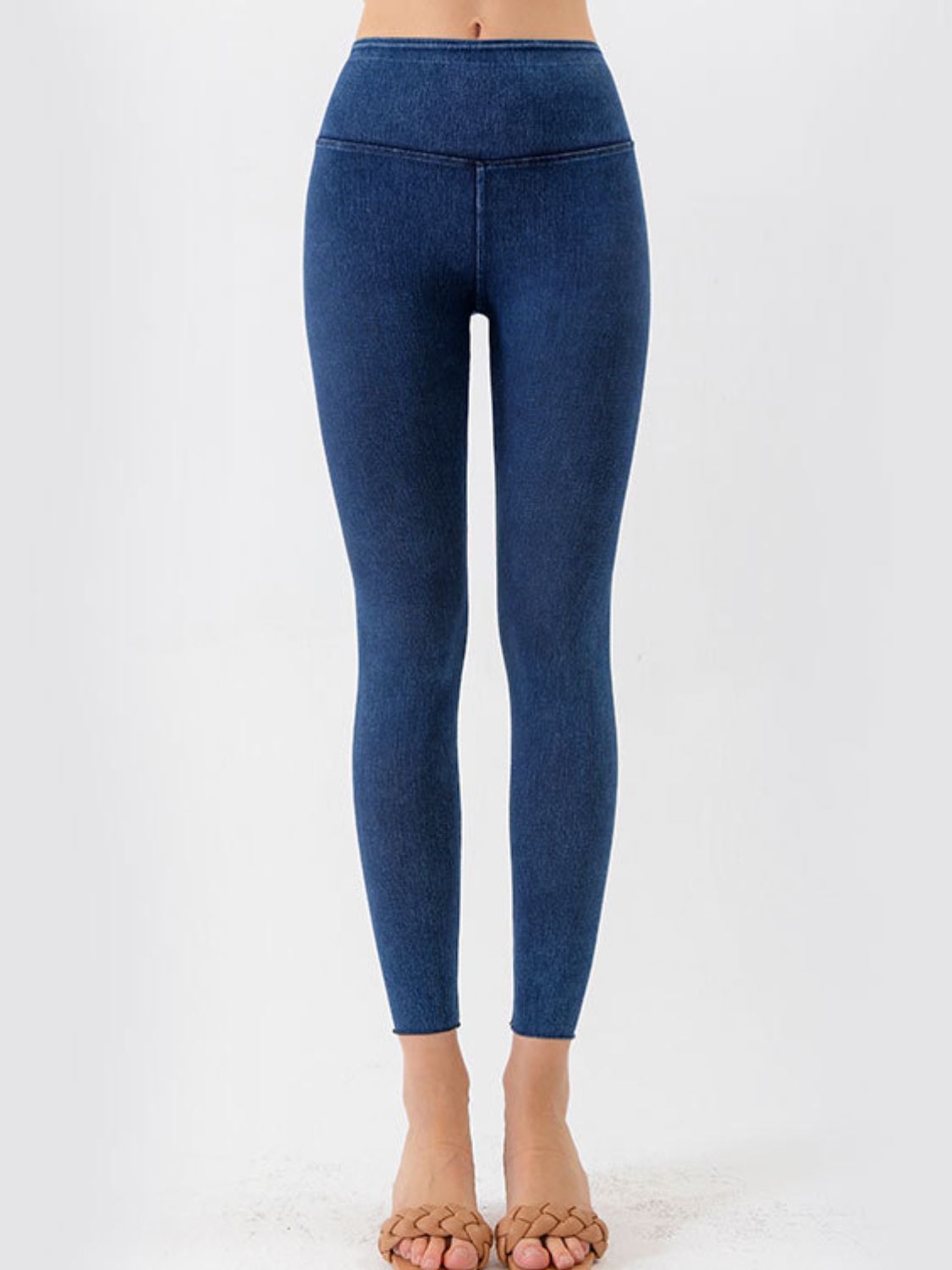 EMMA & ELLA Wide Waistband Cropped Active Leggings