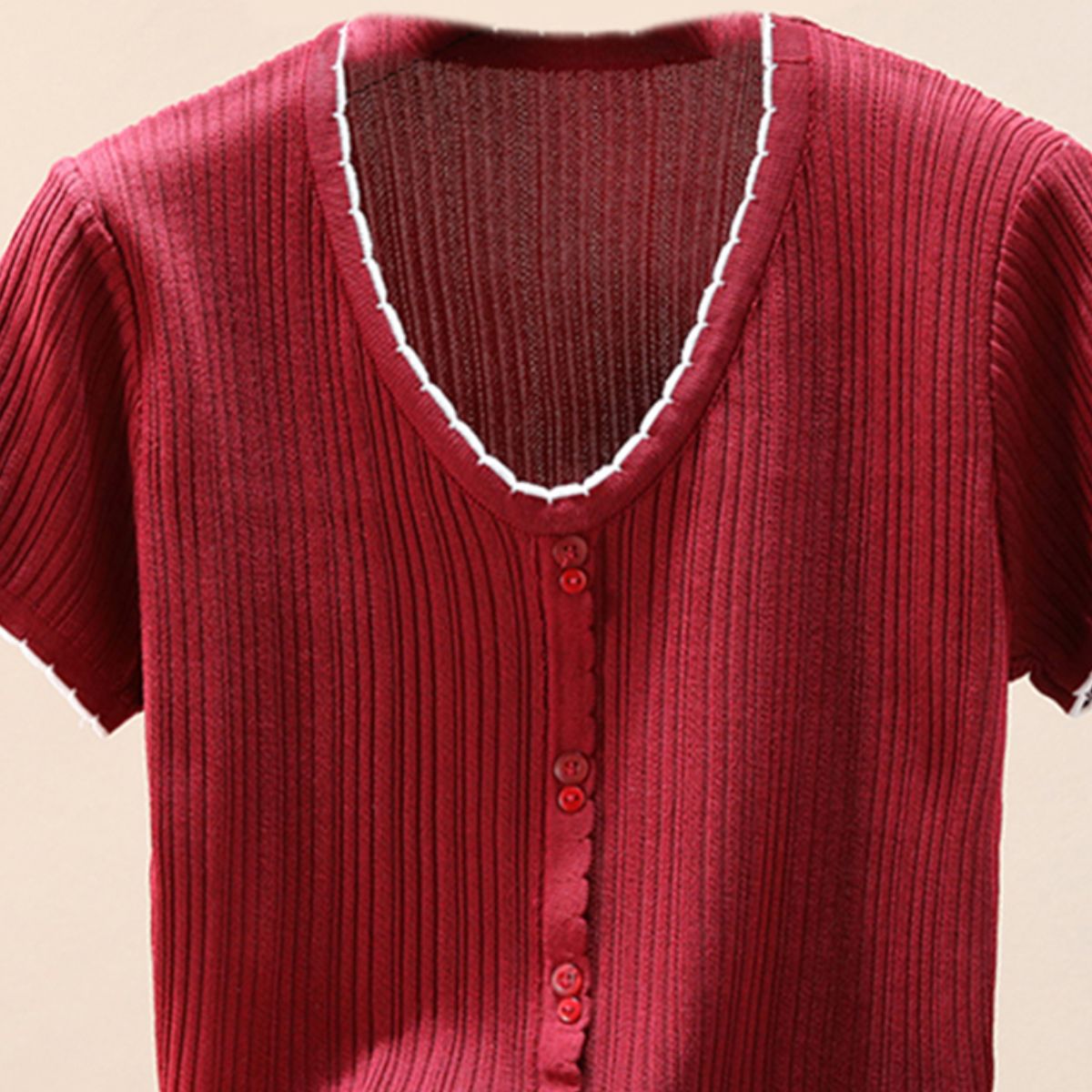 Women's Contrast Decorative Button Short Sleeve Knit Top