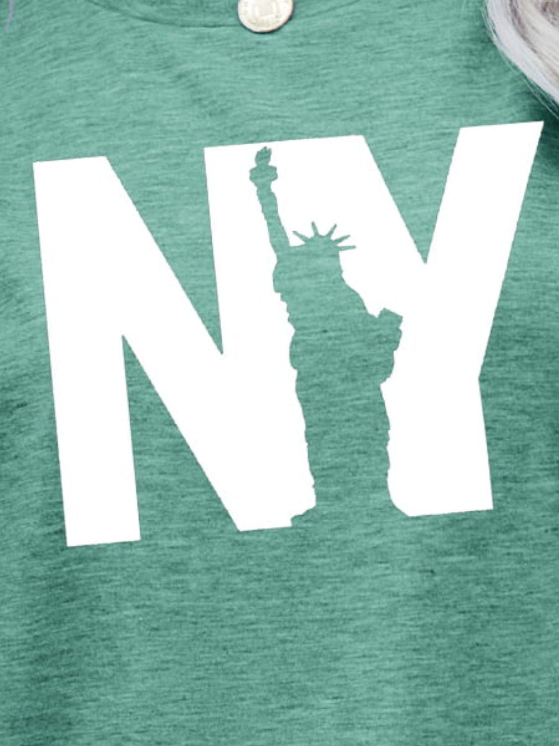 Malibu Dreams NY the Statue of Liberty Graphic Tee