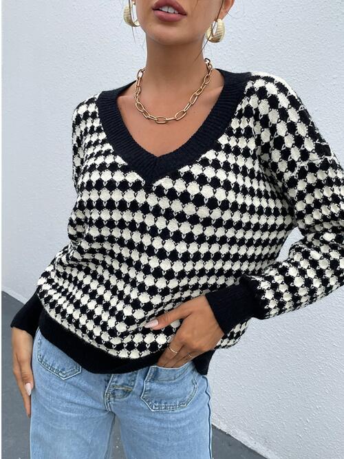 Black Contrast V-Neck Long Sleeve Knit Top