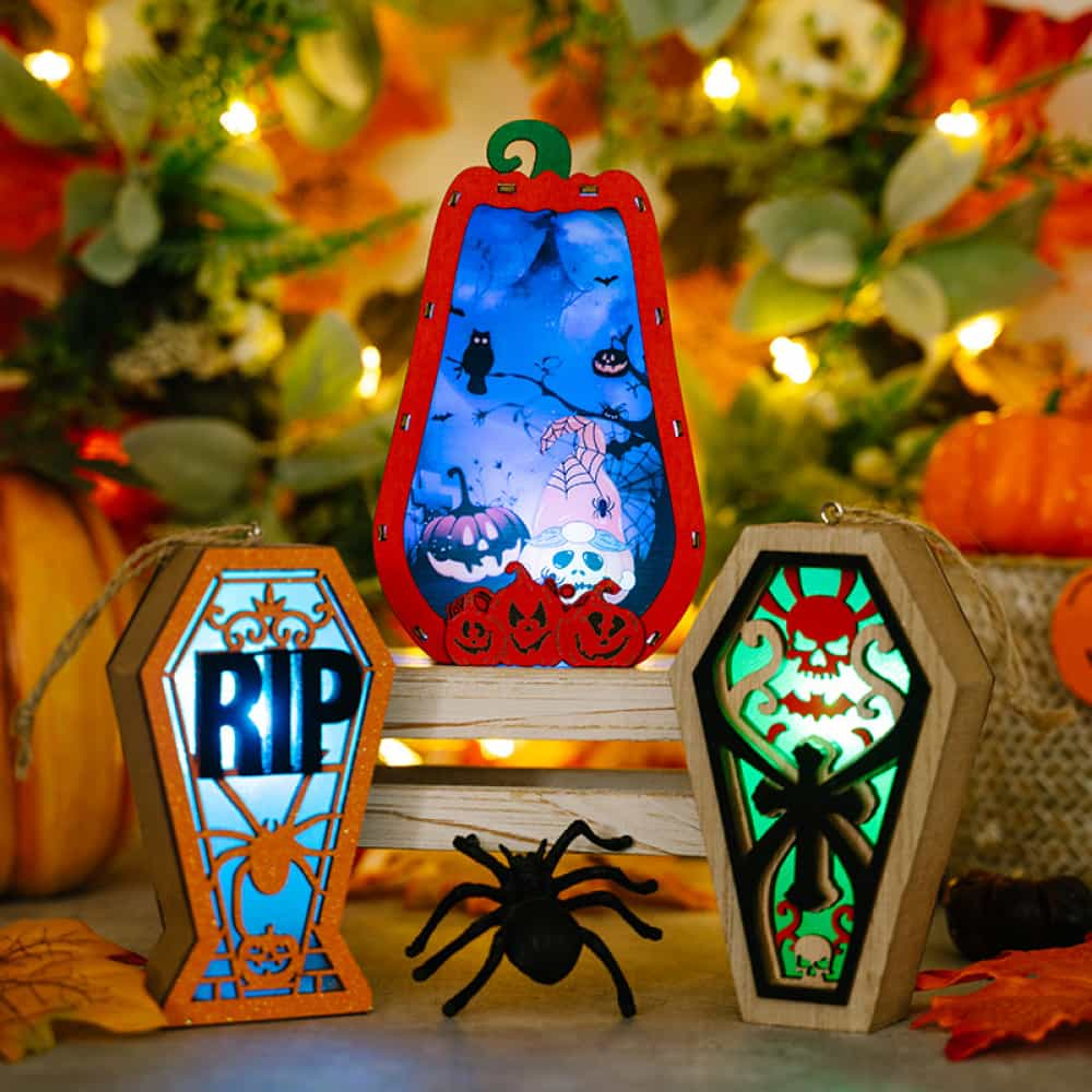 HALLOWEEN Assorted 2-Piece Light-Up Hanging Widgets