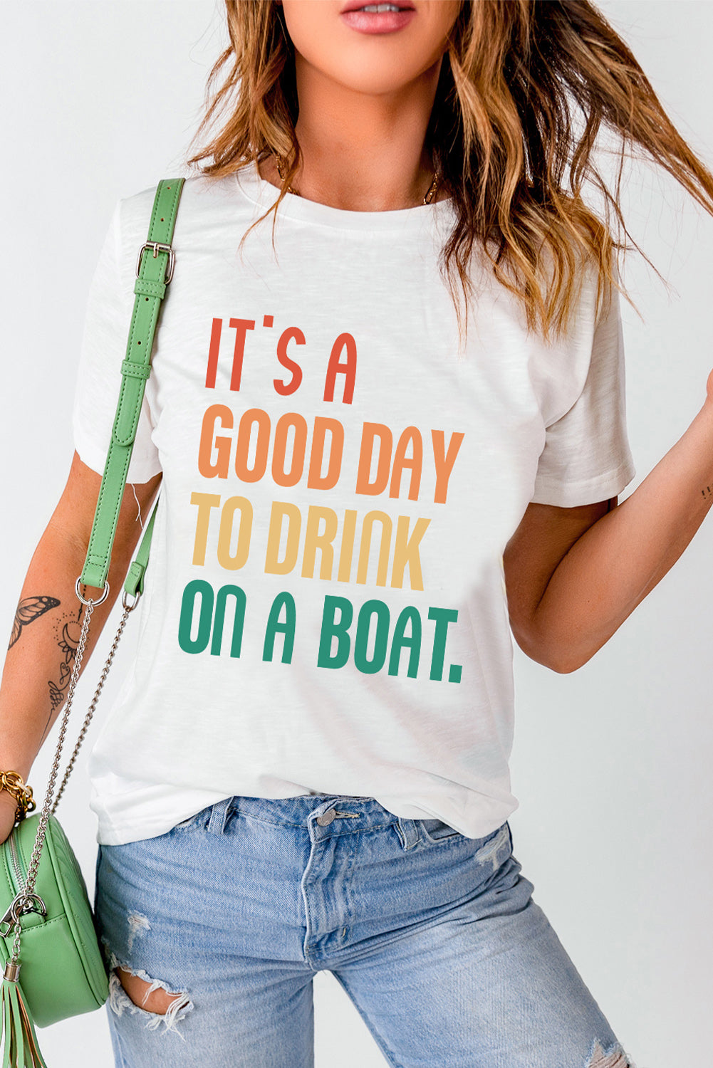 Full Size IT'S A GOOD DAY TO DRINK ON A BOAT Graphic Tee